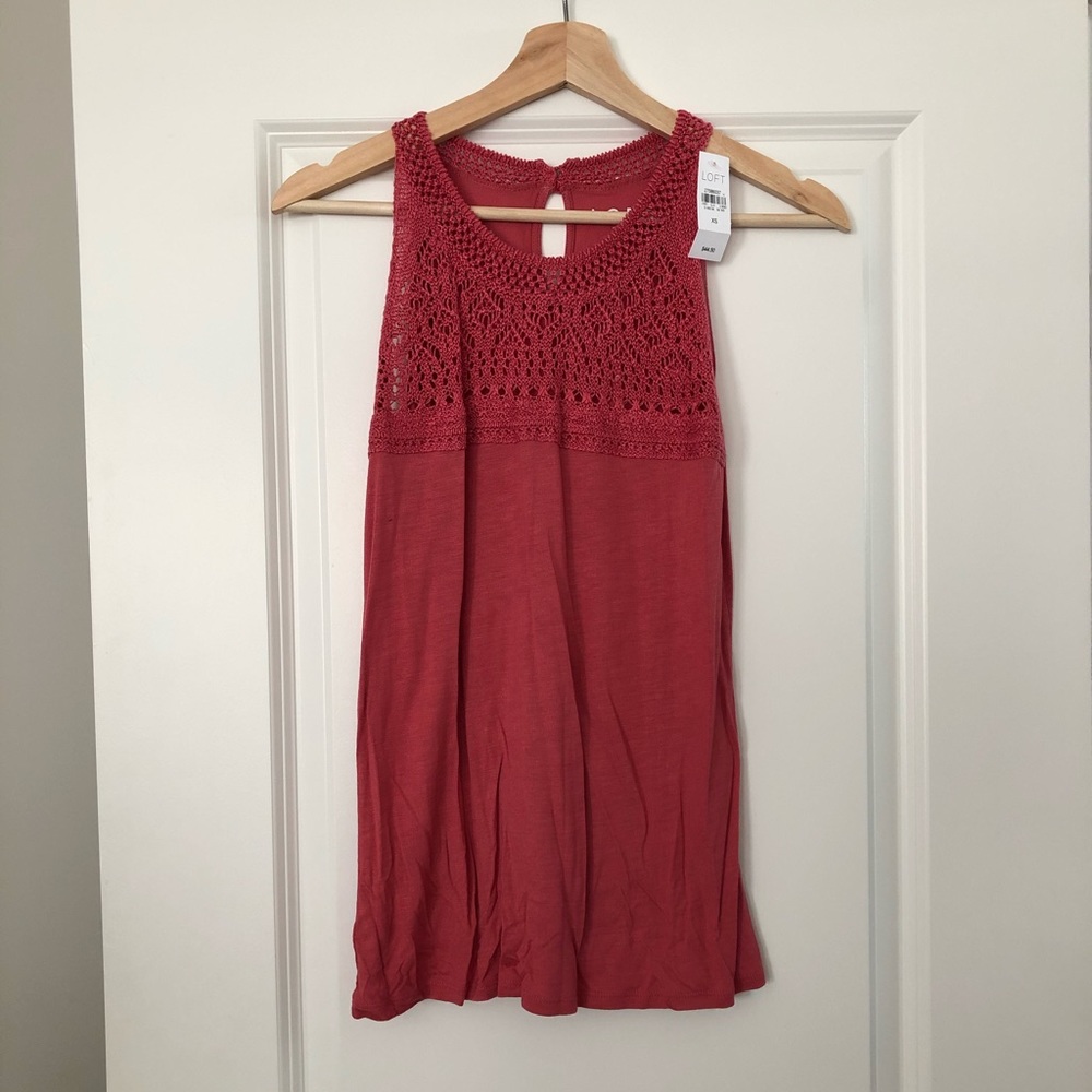 Sleeveless crochet top